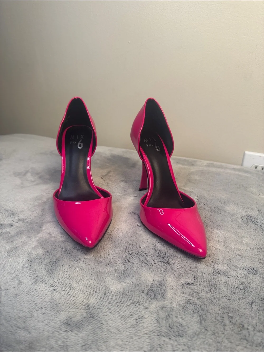 Mix No. 6 Dawnira Hot Pink Patent Leather Pumps - Size 6.5 - Picture 10 of 10